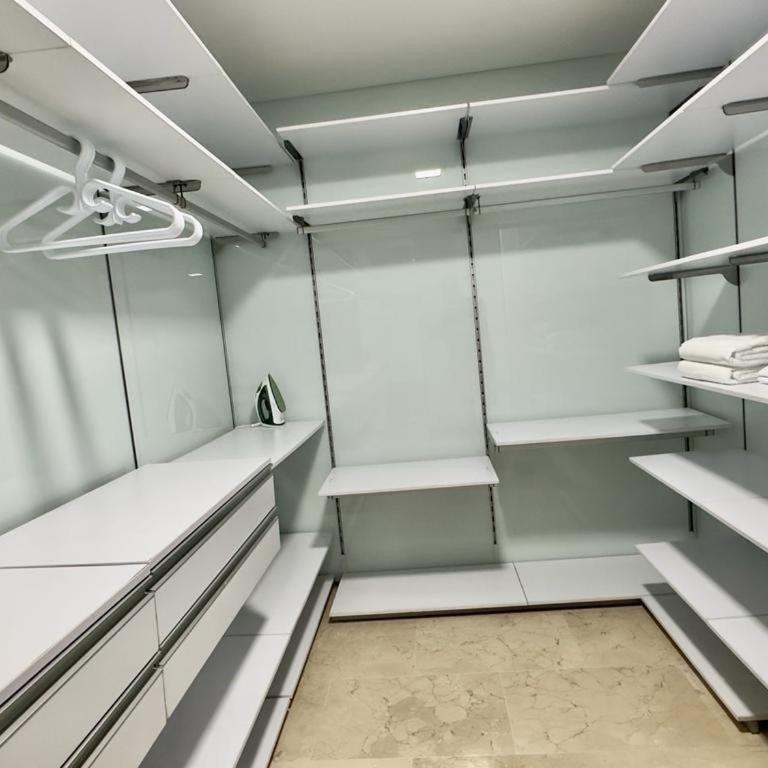 Huge Apartment for families at Poblado - Luxury Quadruple Room - 16