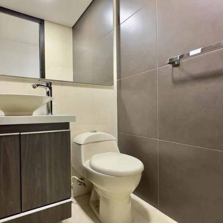 Huge Apartment for families at Poblado - Luxury Quadruple Room - 20