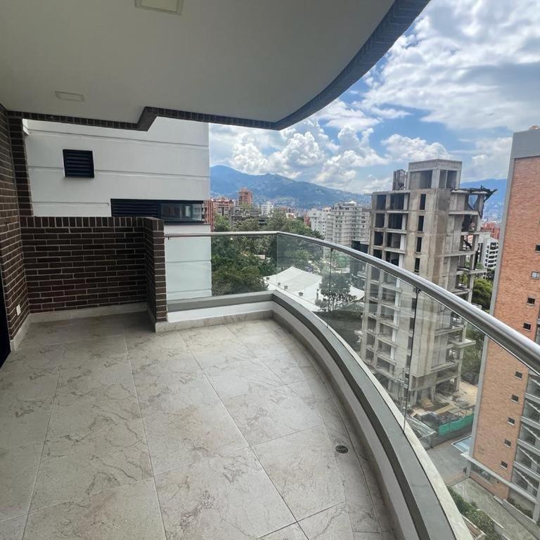 Huge Apartment for families at Poblado - Luxury Quadruple Room - 26