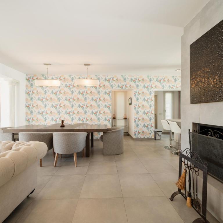 Villa Privada con Piscina y Jardín en Las Chapas, Marbella - Villa de 2 dormitorios - 12