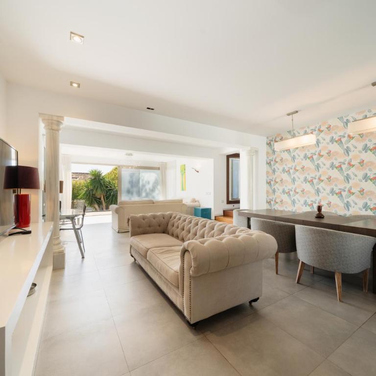 Villa Privada con Piscina y Jardín en Las Chapas, Marbella - Villa de 2 dormitorios - 40