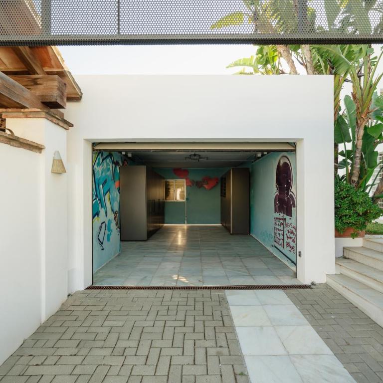Villa Privada con Piscina y Jardín en Las Chapas, Marbella - Villa de 2 dormitorios - 39
