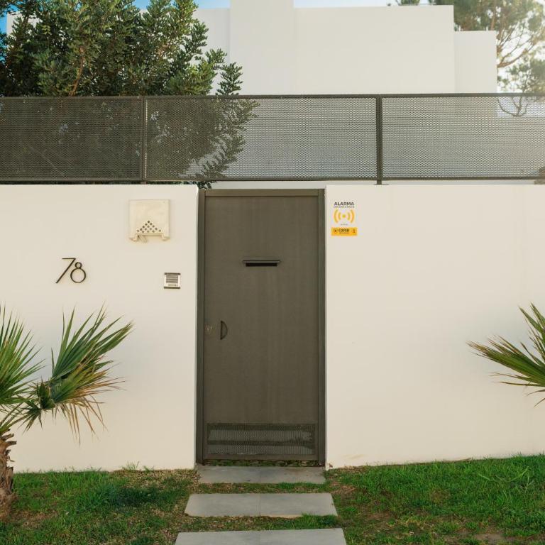 Villa Privada con Piscina y Jardín en Las Chapas, Marbella - Villa de 2 dormitorios - 58