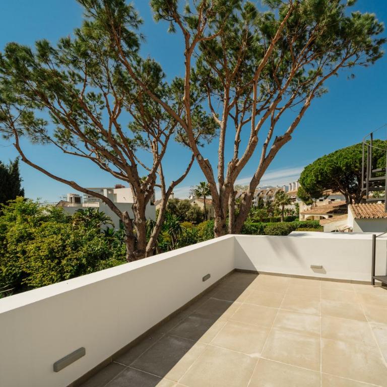 Villa Privada con Piscina y Jardín en Las Chapas, Marbella - Villa de 2 dormitorios - 67