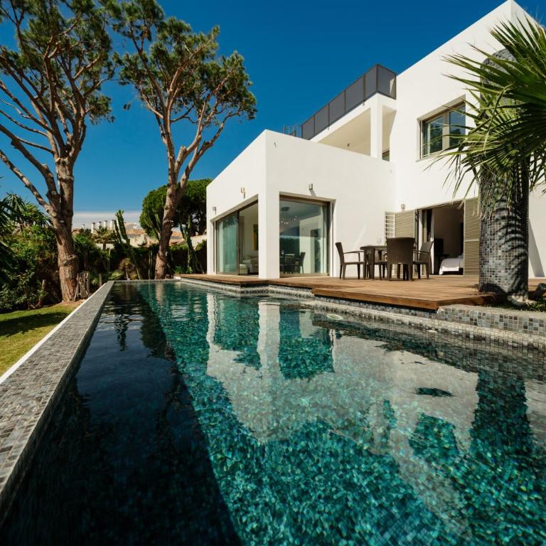Villa Privada con Piscina y Jardín en Las Chapas, Marbella - Villa de 2 dormitorios - 1