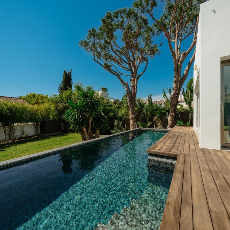 Villa Privada con Piscina y Jardín en Las Chapas, Marbella - Villa de 2 dormitorios - 6