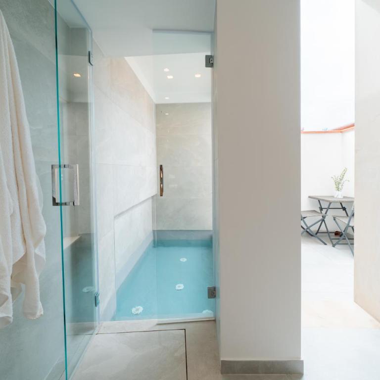 Sicilian Jacuzzi stay - 2BR - Two-Bedroom House - 8
