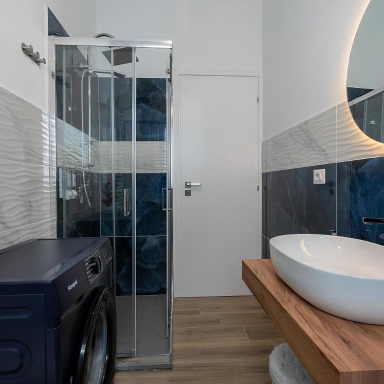 St Peter Luxury Apt - Walk to Vatican, 4-6 pax, A-C - Appartamento con 2 Camere da Letto e Balcone - 21