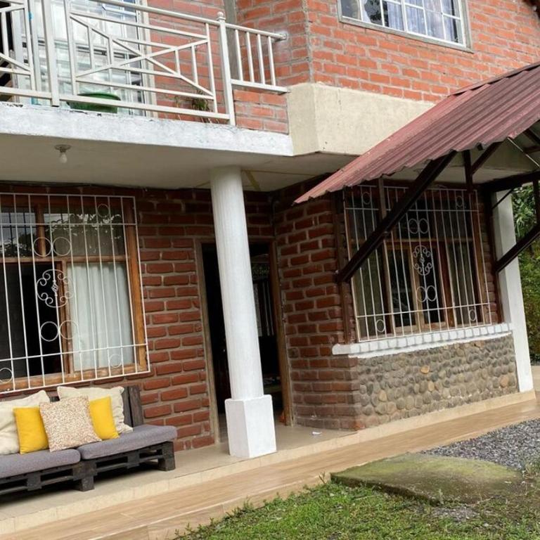 Relax Home - Three-Bedroom House - 12