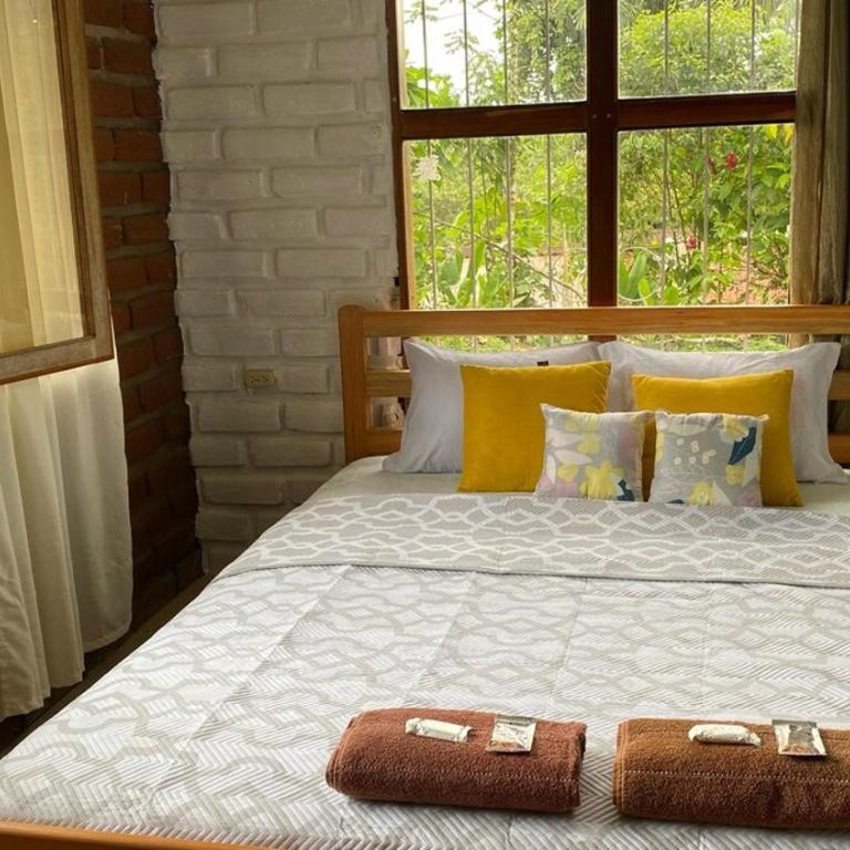 Relax Home - Three-Bedroom House - 18