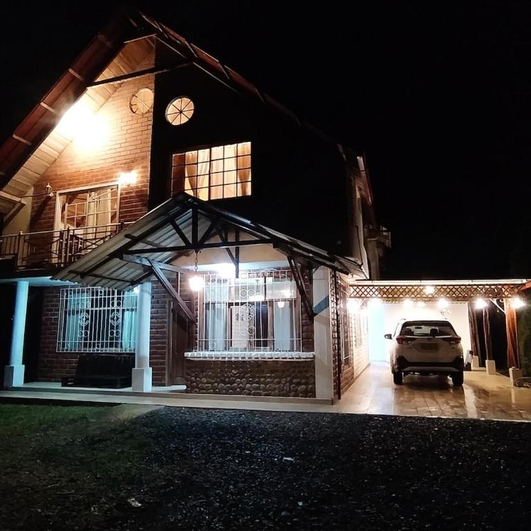 Relax Home - Three-Bedroom House - 24