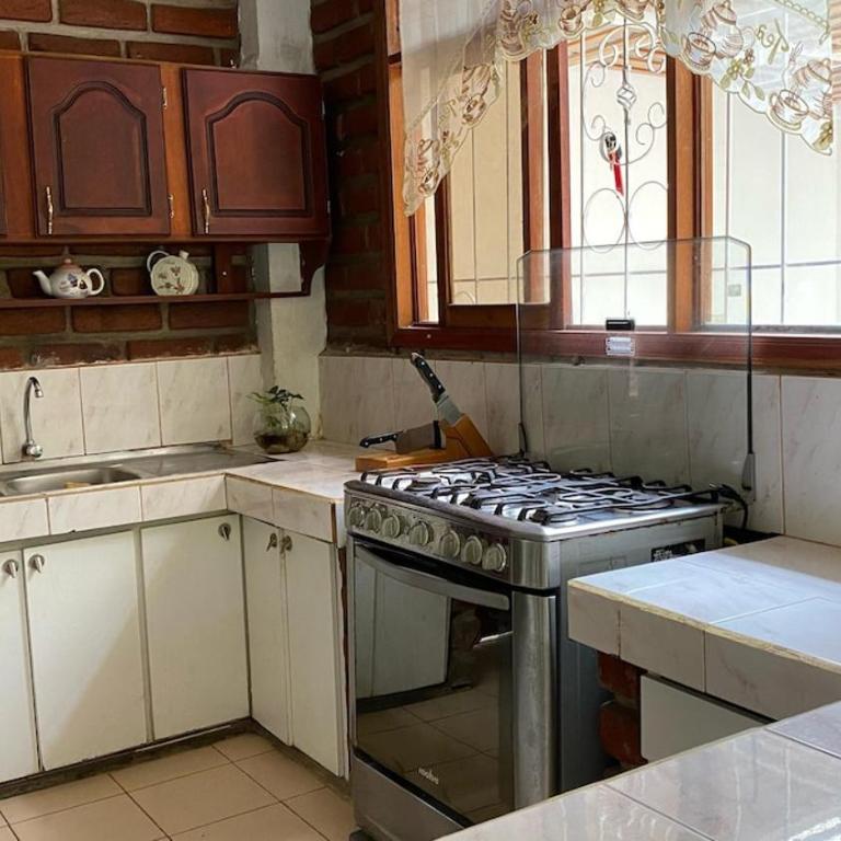 Relax Home - Three-Bedroom House - 25