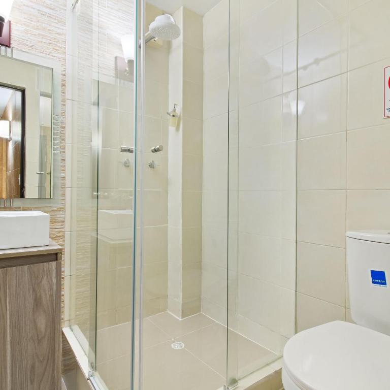 5 Bedroom - 1 Block from Lleras - P2 - Apartment - 24