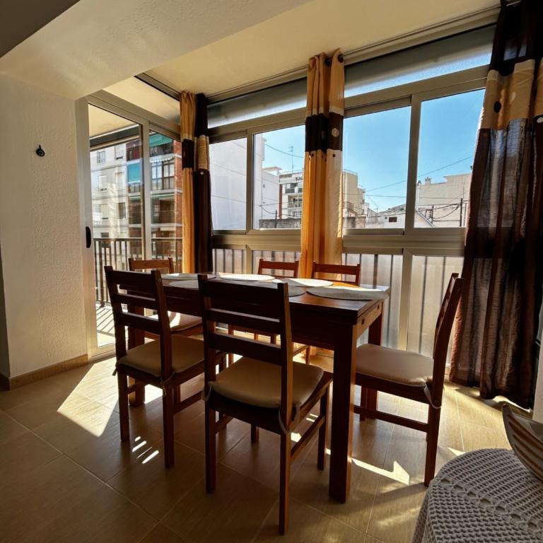 Amplio apartamento a 250 metros de la playa - Apartamento de 2 dormitorios - 6