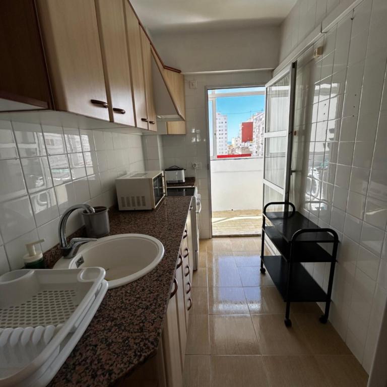 Amplio apartamento a 250 metros de la playa - Apartamento de 2 dormitorios - 10