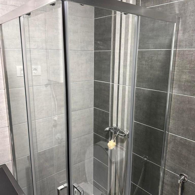 New Bubanj Apartment 3 - One-Bedroom Apartment - 7