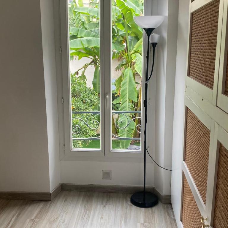 Chambre à 14 min de la plage Promenade des Anglais à pieds - Chambre Double - Vue sur Jardin - 4