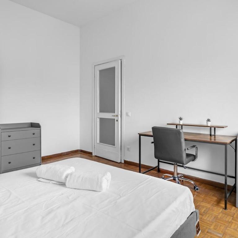 Brera area Large balcony and view - Appartamento con 3 Camere da Letto e con Balcone - 4