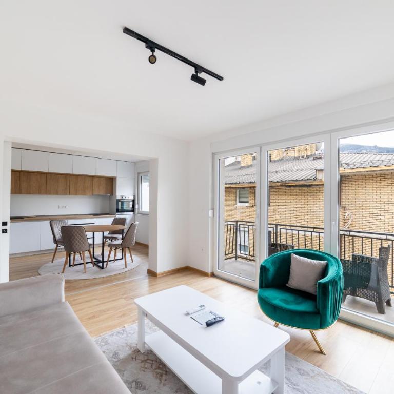 City Center Gorusa Design Apartments - Apartman sa 1 Spavaćom Sobom, Balkonom i Pogledom na Grad - 4