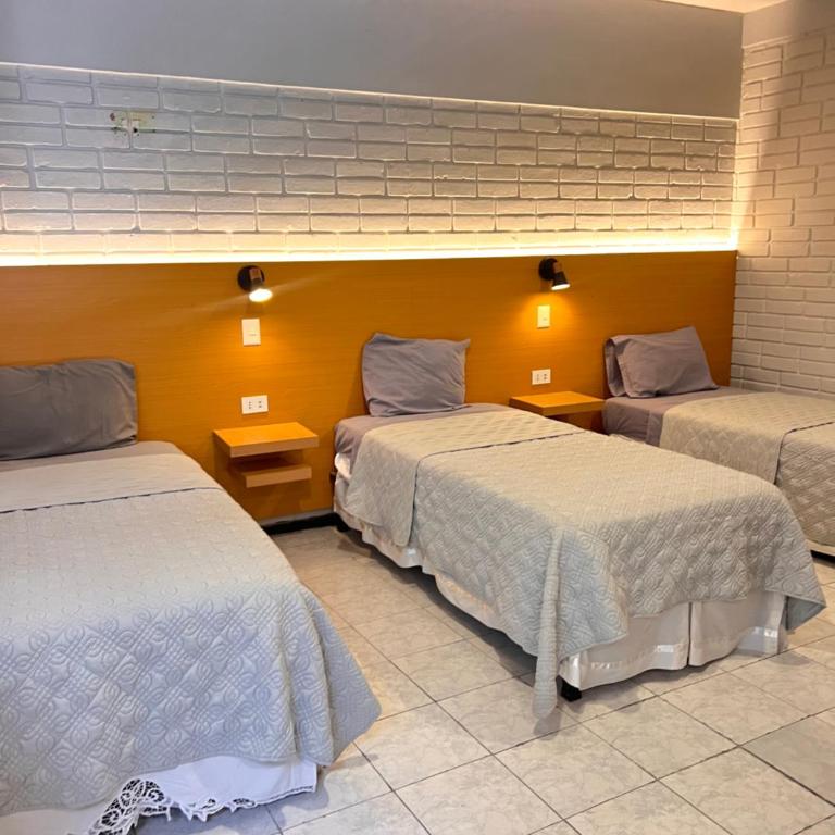 Hotel Qamiri - Triple Room - 1