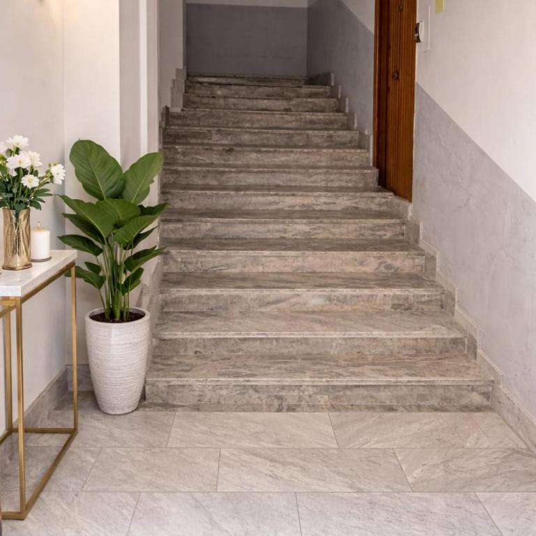 NAPOLI DUOMO STAY Charming Apartment - Appartamento Deluxe con 2 Camere da Letto - 10