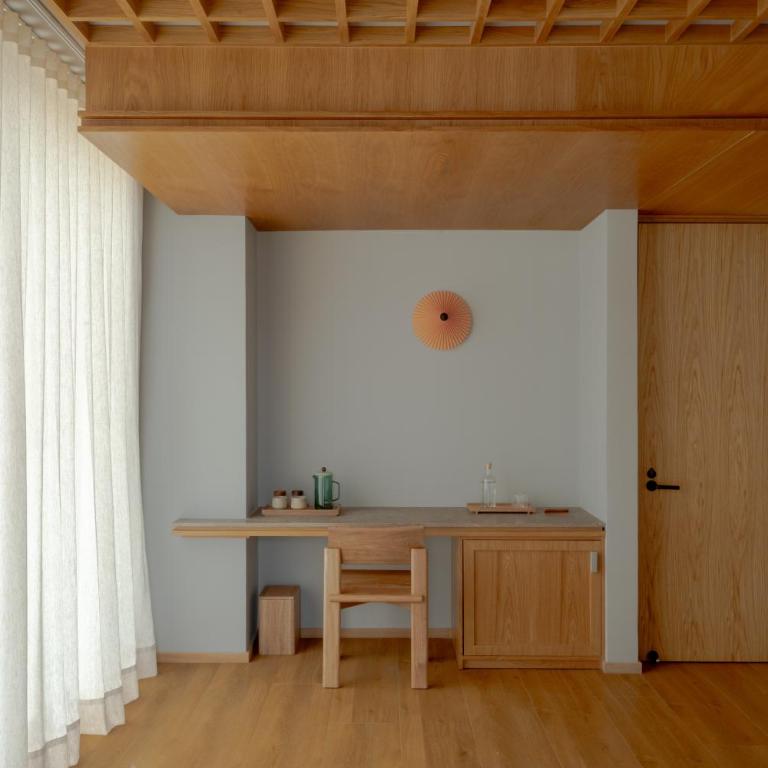 Wake Medellin, a Member of Design Hotels - Suite con bañera de hidromasaje - Cama extragrande - 11