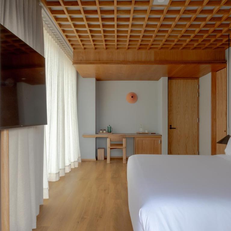 Wake Medellin, a Member of Design Hotels - Suite con bañera de hidromasaje - Cama extragrande - 14