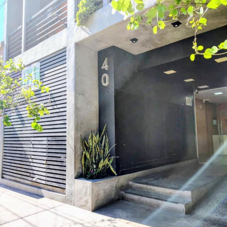 CHECK IN Desde las 19 hs, CHECK OUT Hasta las 16 hs - Apartamento de 1 dormitorio - 9