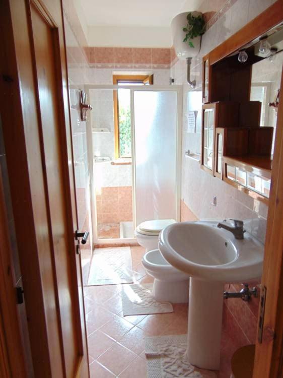 Apartment in villa with 2 bathrooms 250m from the beach - Two-Bedroom Apartment - 17