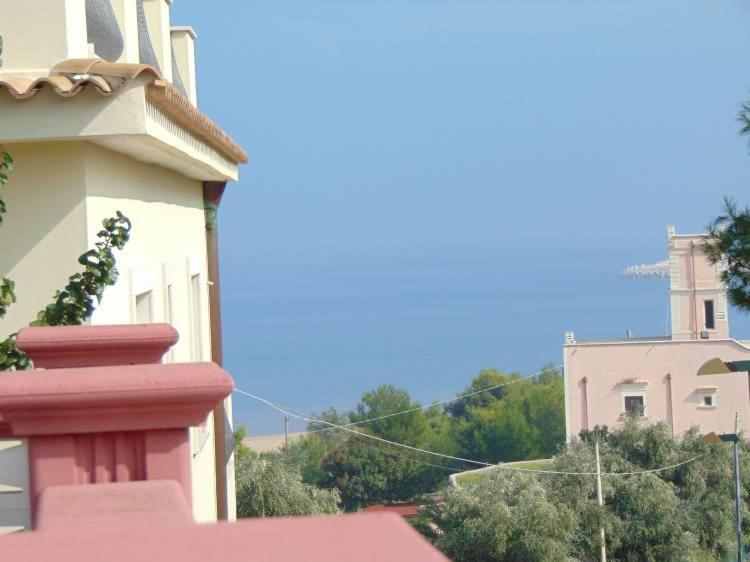 Apartment in villa with 2 bathrooms 250m from the beach - Two-Bedroom Apartment - 27
