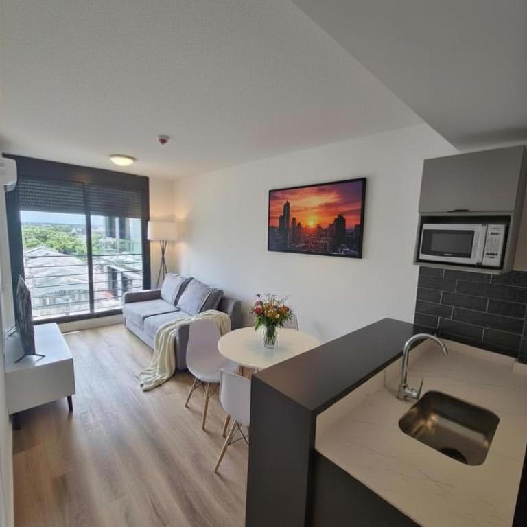 Moderno en Tres Cruces con garaje - One-Bedroom Apartment - 1