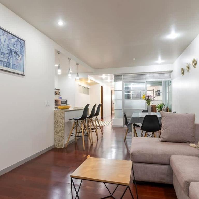 Chic 2BR Condo in Condesa steps from Parque Mexico - Two-Bedroom Apartment with Balcony - 10