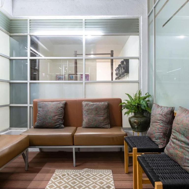 Chic 2BR Condo in Condesa steps from Parque Mexico - Two-Bedroom Apartment with Balcony - 15