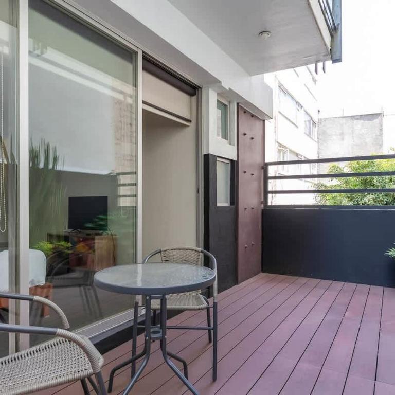 Chic 2BR Condo in Condesa steps from Parque Mexico - Two-Bedroom Apartment with Balcony - 18
