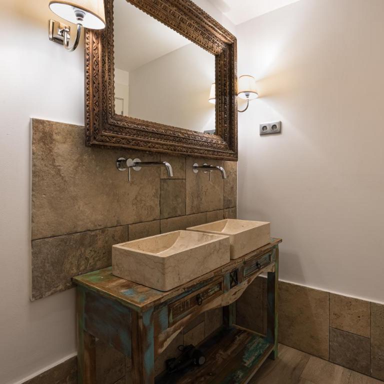 4BR Private Garden - Best Location for Families - Casa de 4 dormitorios - 63