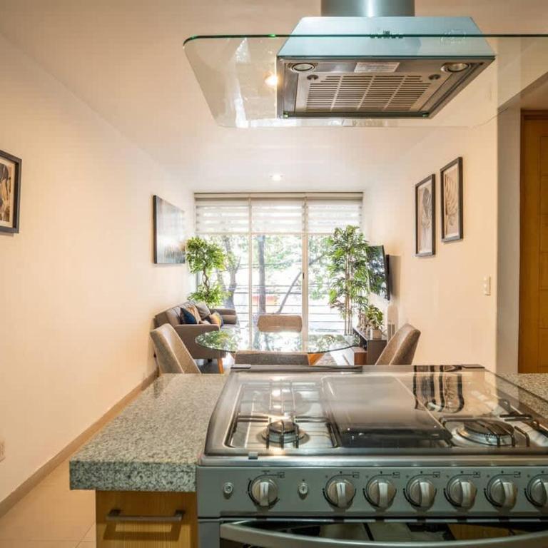 Modern 2 Bedroom Cozy Stay - Two-Bedroom Apartment - 21