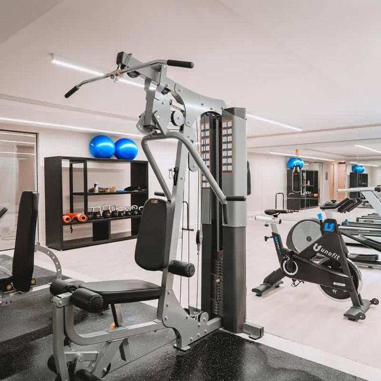 Stunning 3BR in Condesa with Terrace, Pool & Gym - Apartamento de 3 dormitorios - 51