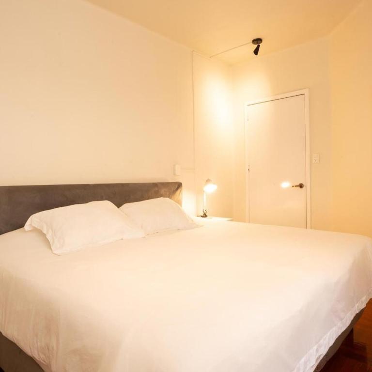 Stylish Polanco Apartment by Parque Lincoln - Two-Bedroom Apartment - 25