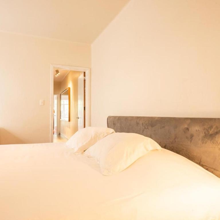 Stylish Polanco Apartment by Parque Lincoln - Two-Bedroom Apartment - 28