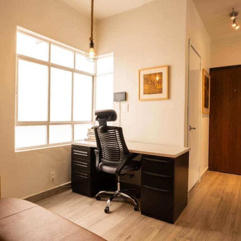 Stylish Polanco Apartment by Parque Lincoln - Two-Bedroom Apartment - 31