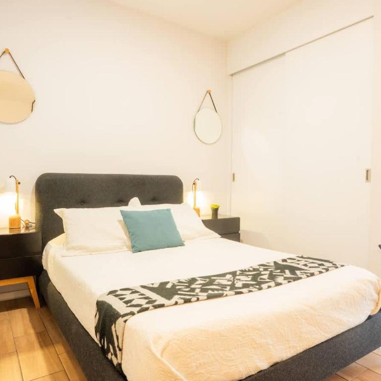 Cute studio in the historic center with gym - Apartamento de 1 dormitorio - 2