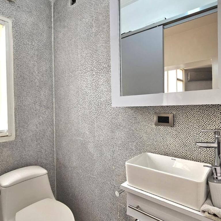 Comodidades, modernidad, céntrico - Apartamento de 1 dormitorio - 2