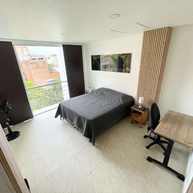 2BD Laureles, Sauna Cold Plunge 400MB Wifi 2 Desks - One-Bedroom Apartment - 4