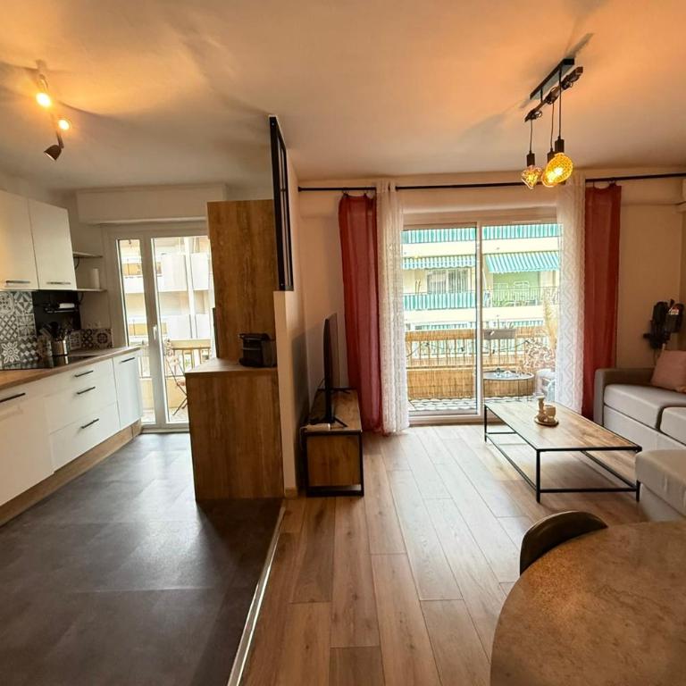 Modern apartment with terrace - ideal location - Apartamento de 1 dormitorio - 11