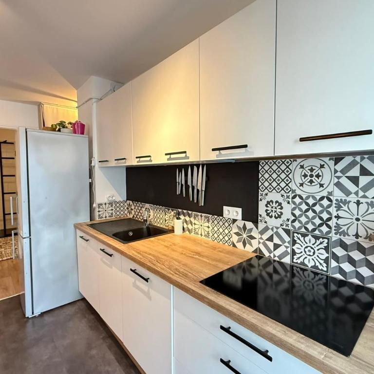 Modern apartment with terrace - ideal location - Apartamento de 1 dormitorio - 13