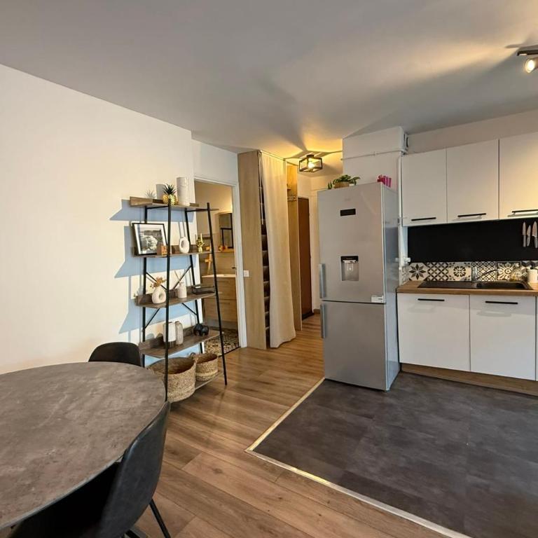 Modern apartment with terrace - ideal location - Apartamento de 1 dormitorio - 24