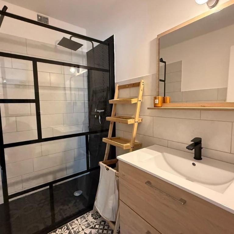 Modern apartment with terrace - ideal location - Apartamento de 1 dormitorio - 30
