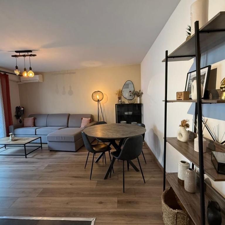 Modern apartment with terrace - ideal location - Apartamento de 1 dormitorio - 1