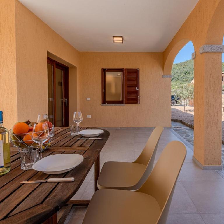 Villa Il Corallo - Elegante & 4 min dalla Spiaggia - Villa con 2 Camere da Letto - 28
