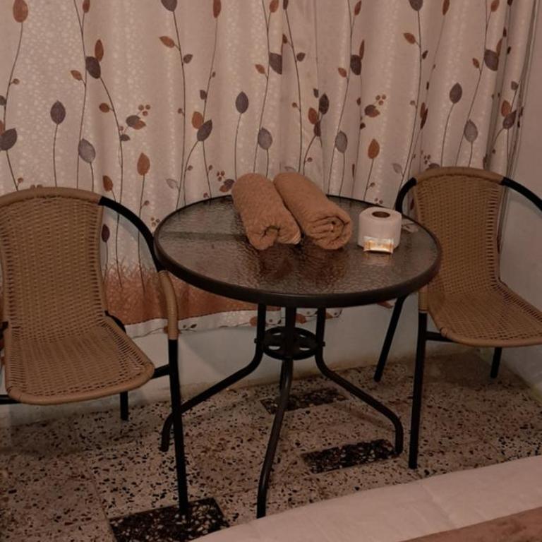 Hostal la familia - Twin Room - 7